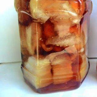 Lổ tai heo hoặc thịt heo ngâm nước mắm ngon