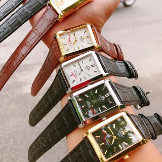 Đồng hồ saphia mặt vuông máy Nhật