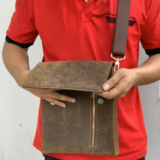 TÚI ĐEO CHÉO NAM DA BÒ THẬT