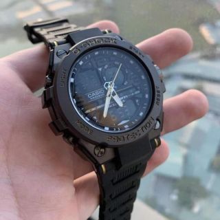 Đồng hồ thể thao nam