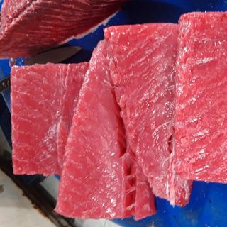 Cá ngừ đại dương tươi fille sạch da, sạch xương. Chuẩn sashimi