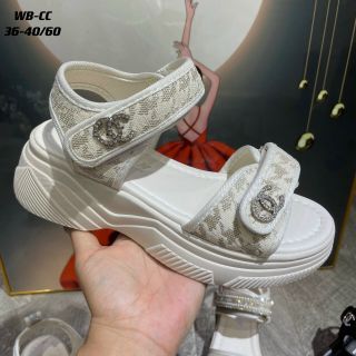 Sandal nữ quai dán đế bánh mì giá sỉ