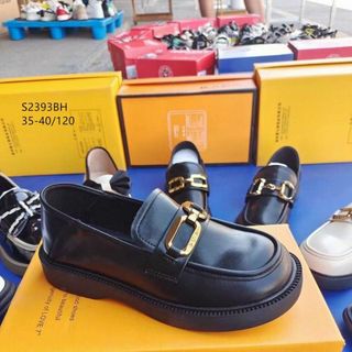 Giày lười nữ chất da mềm S2393