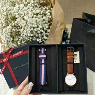 SET ĐỒNG HỒ D W KÈM DÂY NATO CAO CẤP HOT