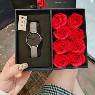 SET ĐỒNG HỒ D W KÈM HOA HỒNG CAO CẤP