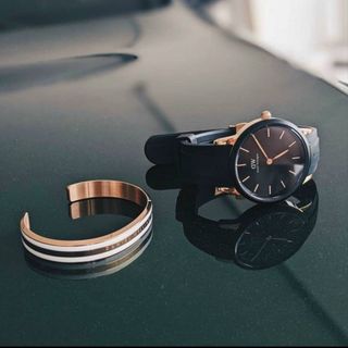 ĐỒNG HỒ D W ICONIC MOTION CAO CẤP
