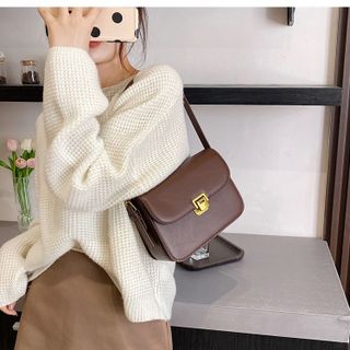 Túi đeo vai, kẹp nách cá tính