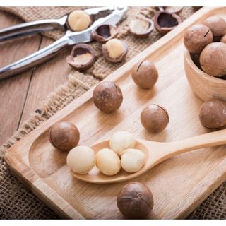 Hạt Mắc Ca Nứt Vỏ Úc Thơm Giòn Nguyên Vị Bổ Sung Năng Lượng - 100g