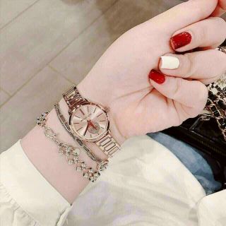 ĐỒNG HỒ MICHAEL KORS NỮ 2K5 MINI HOT