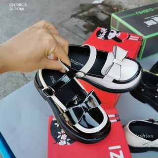 Giày búp bê trẻ em da bóng mềm có quai ngang S2474