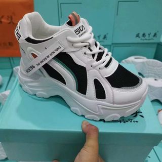 Giày thể thao nữ độn đế phong cách năng động S2479