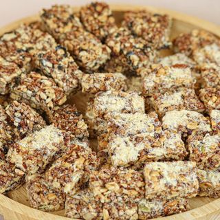 Thanh Hạt Gạo Lứt Rong Biển Sấy Giòn Ăn Liền Thơm Ngon Cung Cấp Năng Lượng - 250g