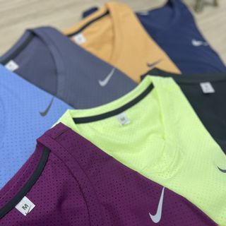 Đồ Thể Thao Áo Thun Nữ Logo Cổ Tim Thể Thao Siêu Đẹp Giá Sỉ, Hàng Hot
