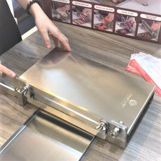Dao Chặt Gà Đa Năng Cookeasy (Bản CE900) - Chặt thịt gà, Chặt xương, Thái thịt đông lạnh: Size 25x35x10 Cm[ KL 3.2Kg ]