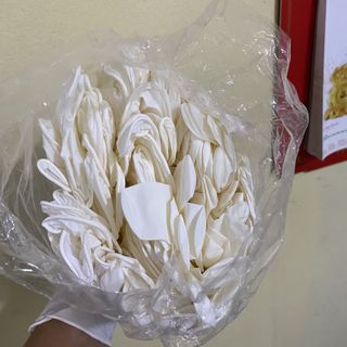 100 đôi găng tay y tế Nitrile (loại 9 inch) khoảng 1 kg tùy theo size