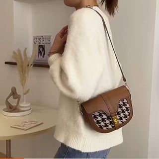 Mẫu mới lại về túi đeo chéo phong cách hàn quốc XHBT171