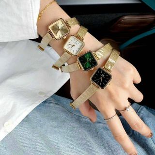 ĐỒNG HỒ D W VUÔNG DÂY LƯỚI NEW