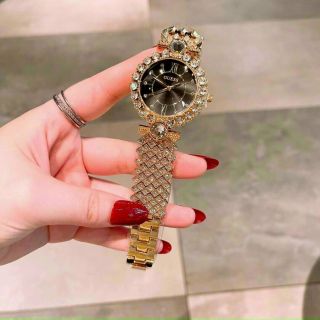 ĐỒNG HỒ GUEESS ĐÍNH HỘT MỚI NEW