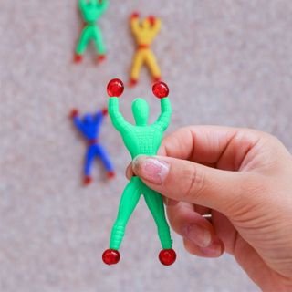 Đồ Chơi Người Nhện Dính Tường Leo Núi Biết Bò Và Ném Dính Tường Cho Bé Vui Chơi Giải Trí