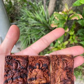 Mặt phật vòng cổ gỗ sưa đỏ