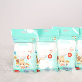 Khẩu trang y tế nhi đồng 4 lớp cao cấp - 11 cái/ túi - 300 túi/ thùng