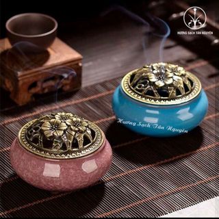 lư xông trầm hương . thác khói trầm hương