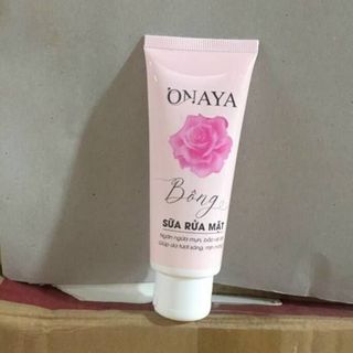 Sữa rửa mặt bông Onaya