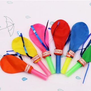 Cây thổi kèm bong bóng
