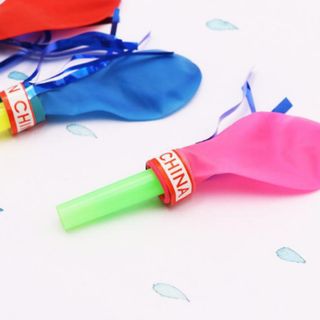 Cây thổi kèm bong bóng