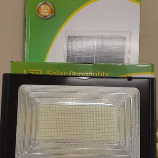 ĐÈN PHA NĂNG LƯỢNG MẶT TRỜI 600W CHỐNG NƯỚC TIẾT KIỆM ĐIỆN