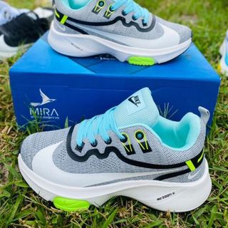 Giày thể thao nam nữ gia công Quảng Châu giá sỉ