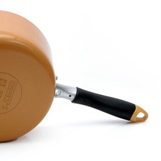 Nồi Phủ Sứ Chống Dính An Toàn Honey's HO-AP2C182 - 18 Cm (Màu Ngẫu Nhiên)