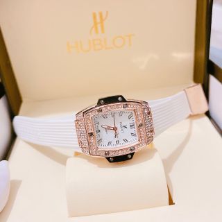 Đồng hồ Hublots nữ vuông viền đá