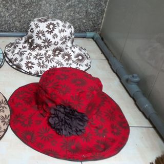 Nón bo kẽm bông sịn