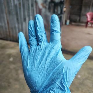 Găng tay cao su y tế size M