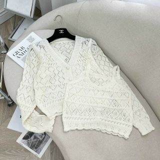 Lô áo len lộn xộn