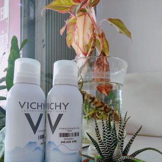 Xịt khoáng Vichy 150ml