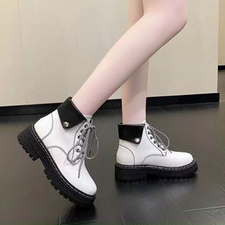 Boots nữ buộc dây da mềm đế răng cưa kiểu dáng năng động