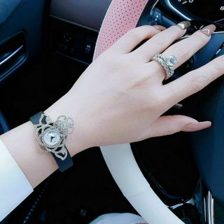 ĐỒNG HỒ TRANG SỨC CHANE RUBAN SlÊU CẤP