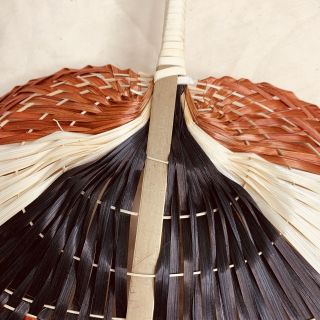 Quạt lá đề mix 3 màu màu cam, đen, tự nhiên 3 size 20, 30, 35 cm