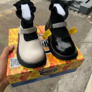 Giày boots trẻ em chất da mềm cổ chun S2705