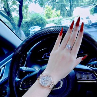 Đồng hồ nữ cao cấp GUESSSS ANALOG CLEAR DIAL GW0403L3