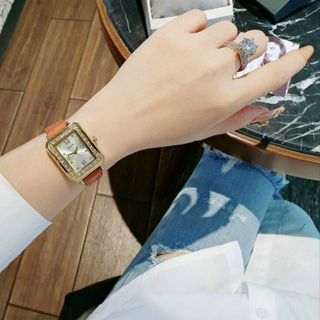 ĐỒNG HỒ GUEES CHIPU DÂY DA