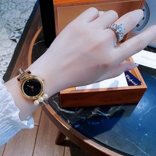 ĐỒNG HỒ CHANE KIỀNG NỮ NEW