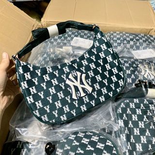 Túi xách MLB KẸP NÁCH sz25 k hộp, có logo , Hàng Like auth
