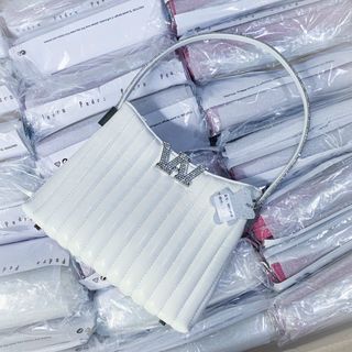 Tui xách ALEXANDERWANGg sz25 K hộp, Hàng super, Có logo