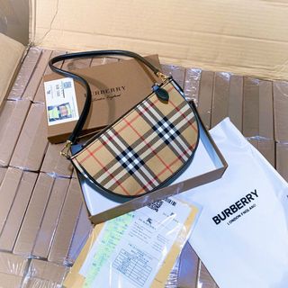 Túi xach BURBERRYy Thuyền sz22 (Hàng đẹp) Fullbox, bọc seal ,Hàng super, có logo mã cod