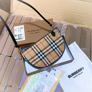 Túi xach BURBERRYy Thuyền sz22 (Hàng đẹp) Fullbox, bọc seal ,Hàng super, có logo mã cod