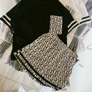 Đồ bộ đùi mặc nhà