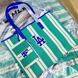 Túi xách MLBb SỌC sz39 k hộp, có logo ,Hàng Like auth